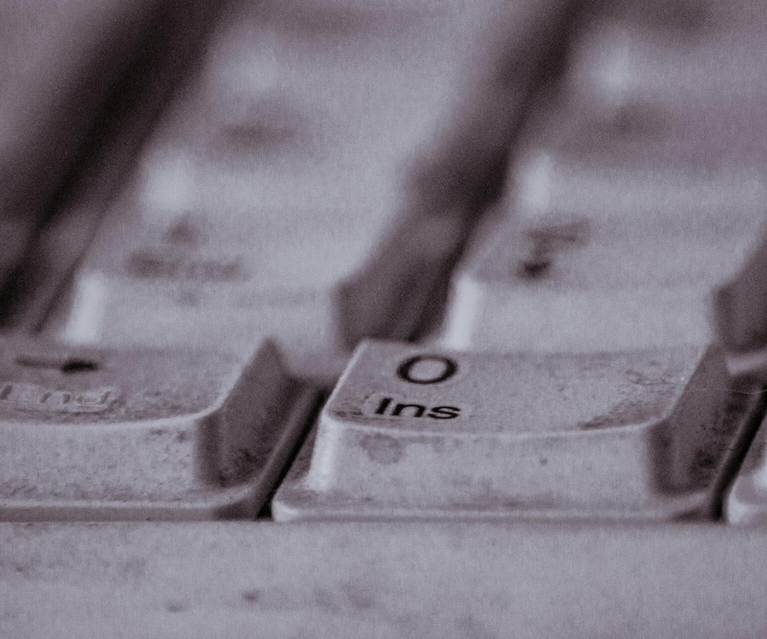 Vieux clavier d'ordinateur